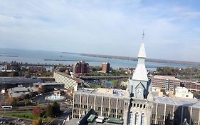 Ramada By Wyndham Buffalo Downtown